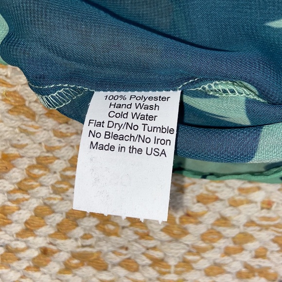 ⭐️$5 SALE⭐️must be bundled NWOT Sheer Tropical Swimsuit Cover - Picture 6 of 7